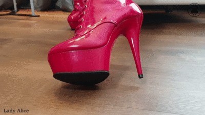 Red Pvc Boot Worship – Rote Lackstiefel