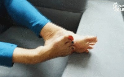 Female Slave Gets Humiliated And Is Worship Mistress’s Feet